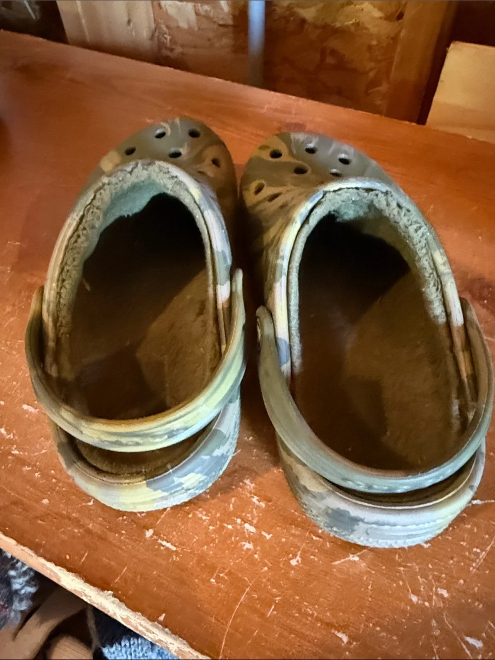 Kids Camouflage lined Crocs - Olive Green